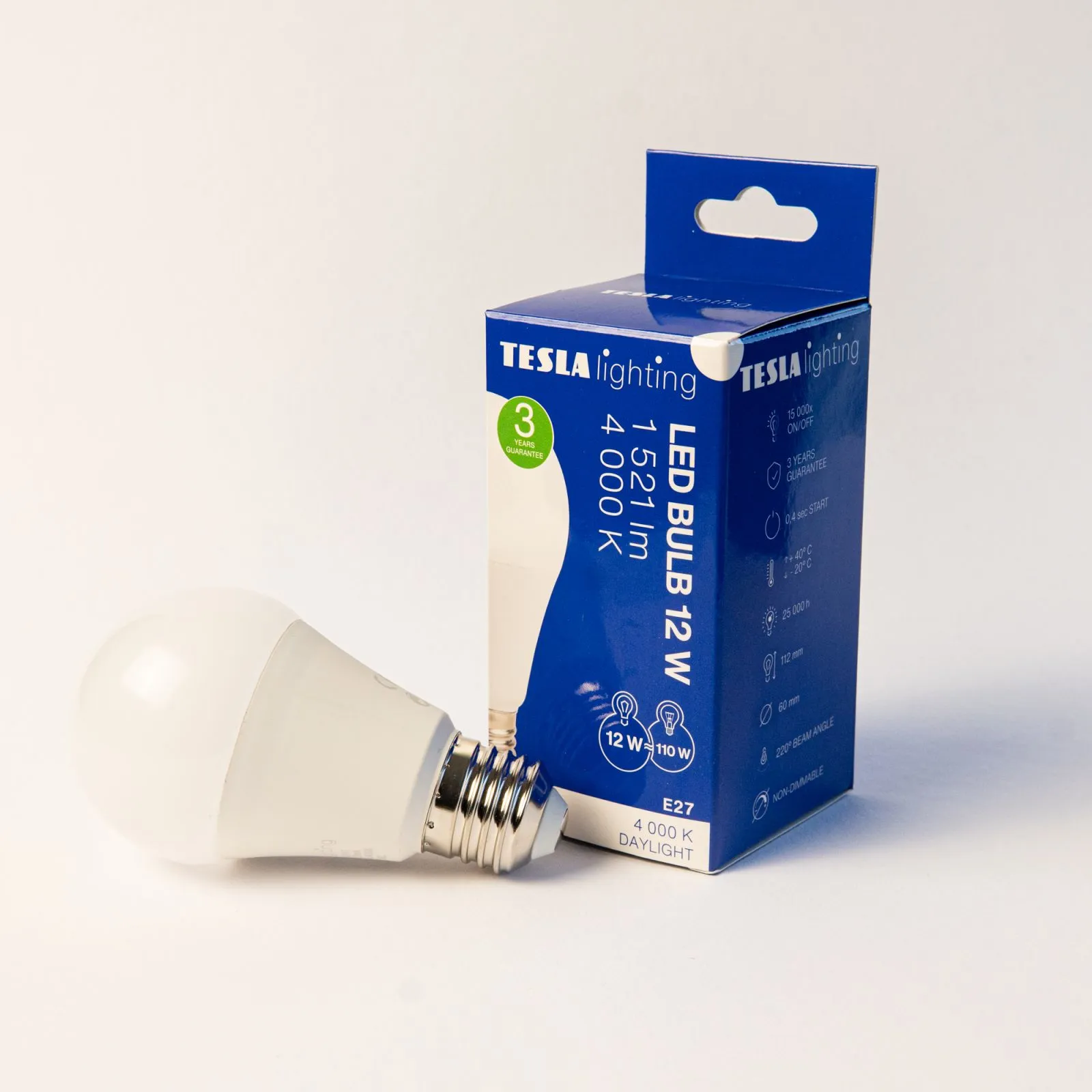 Tesla Lighting LED žárovka BULB E27, 12W, 230V, 1521lm, 25 000h, 4000K denní bílá 220st null